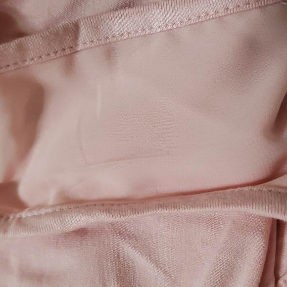 Liz Claiborne  - Light Pink Ruffle Tank - Ladies Medium - Picture 13 of 14